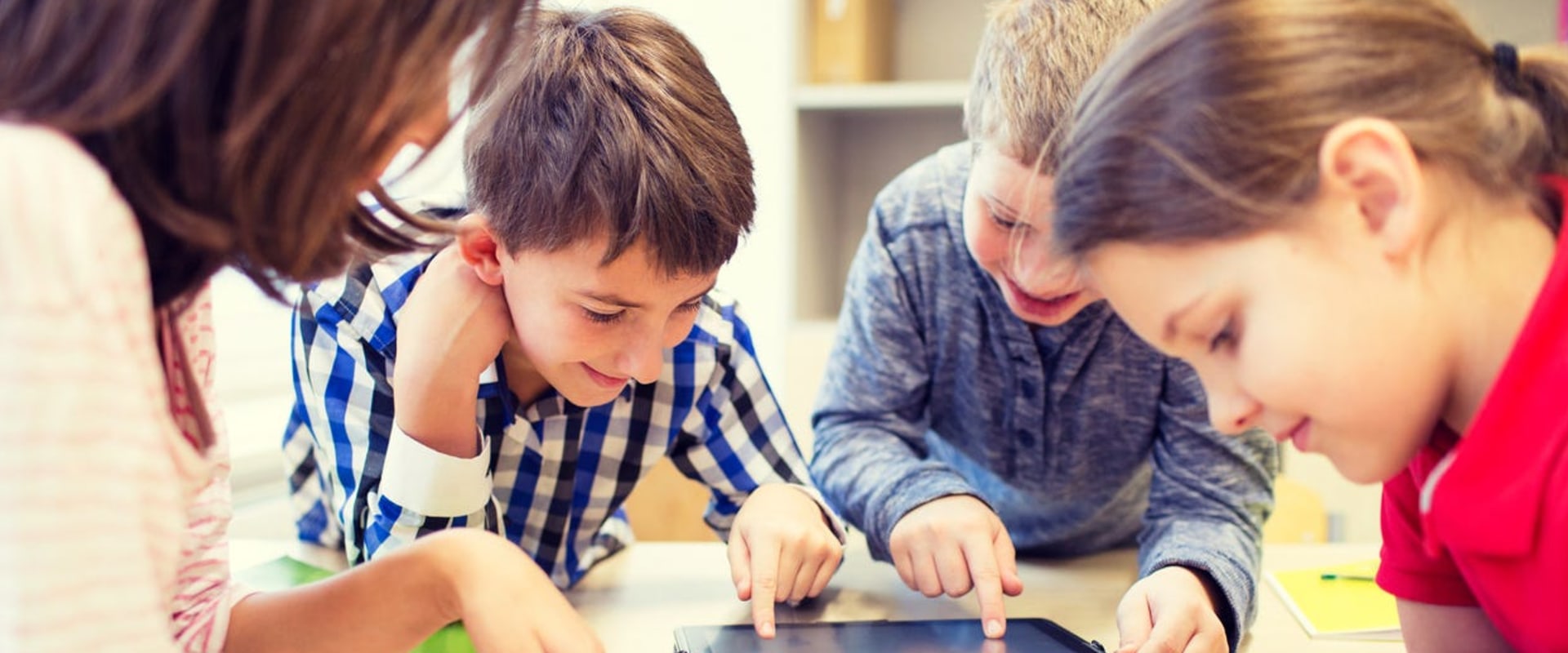 The Evolution of Educational Technology: Revolutionizing Learning in the Classroom